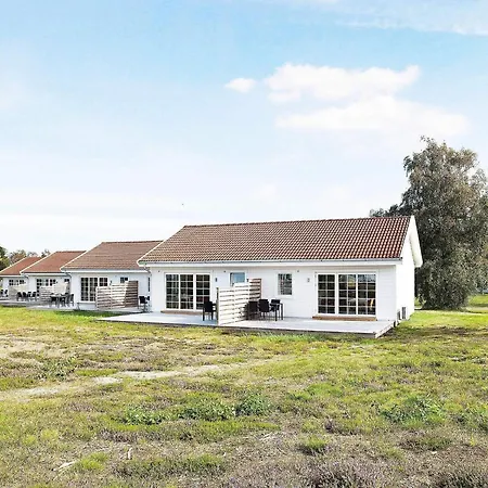 Essence A Taste Of Island Life *