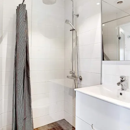 Essence A Taste Of Island Life