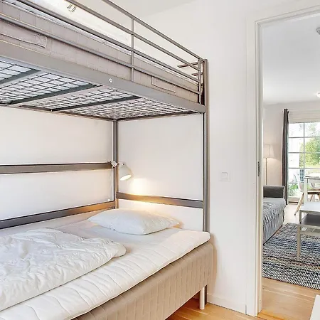 Essence A Taste Of Island Life *